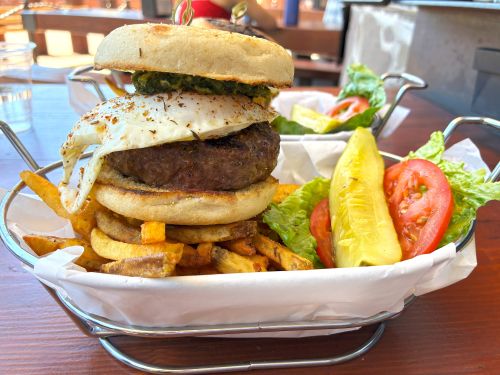 フラッグスタッフのDBバーガー