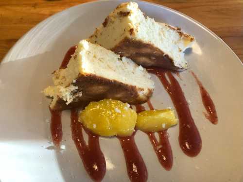フラッグスタッフのTinderbox Kitchen　チーズケーキ