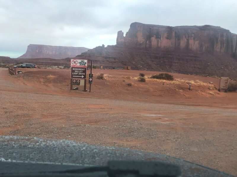 モニュメント・バレー・ドライブ|むぎパンク