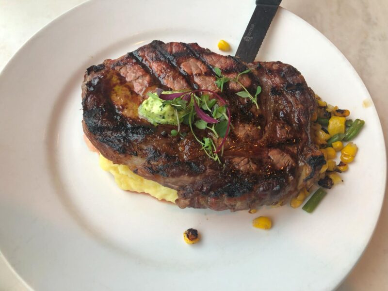 steak at metate room|むぎパンク